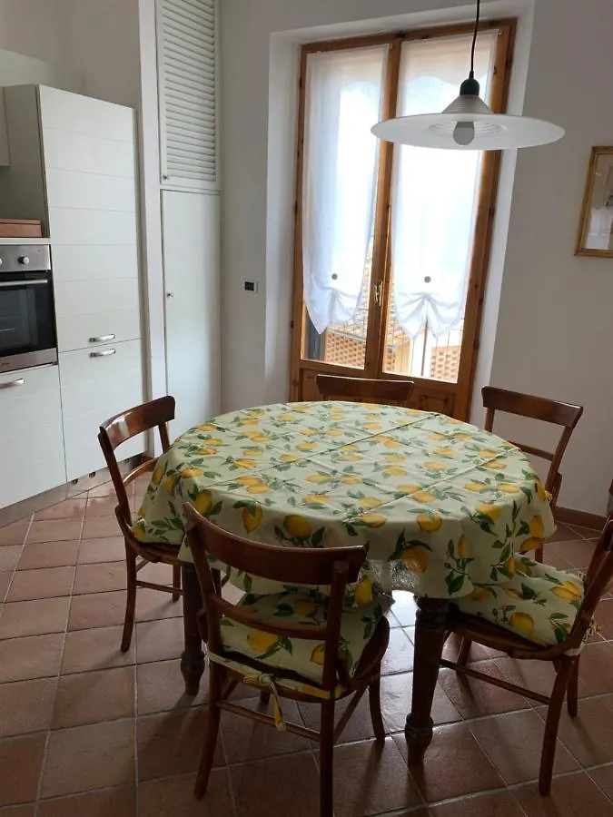 Appartamento Donella Con Parcheggio Privato サン・ジミニャーノ