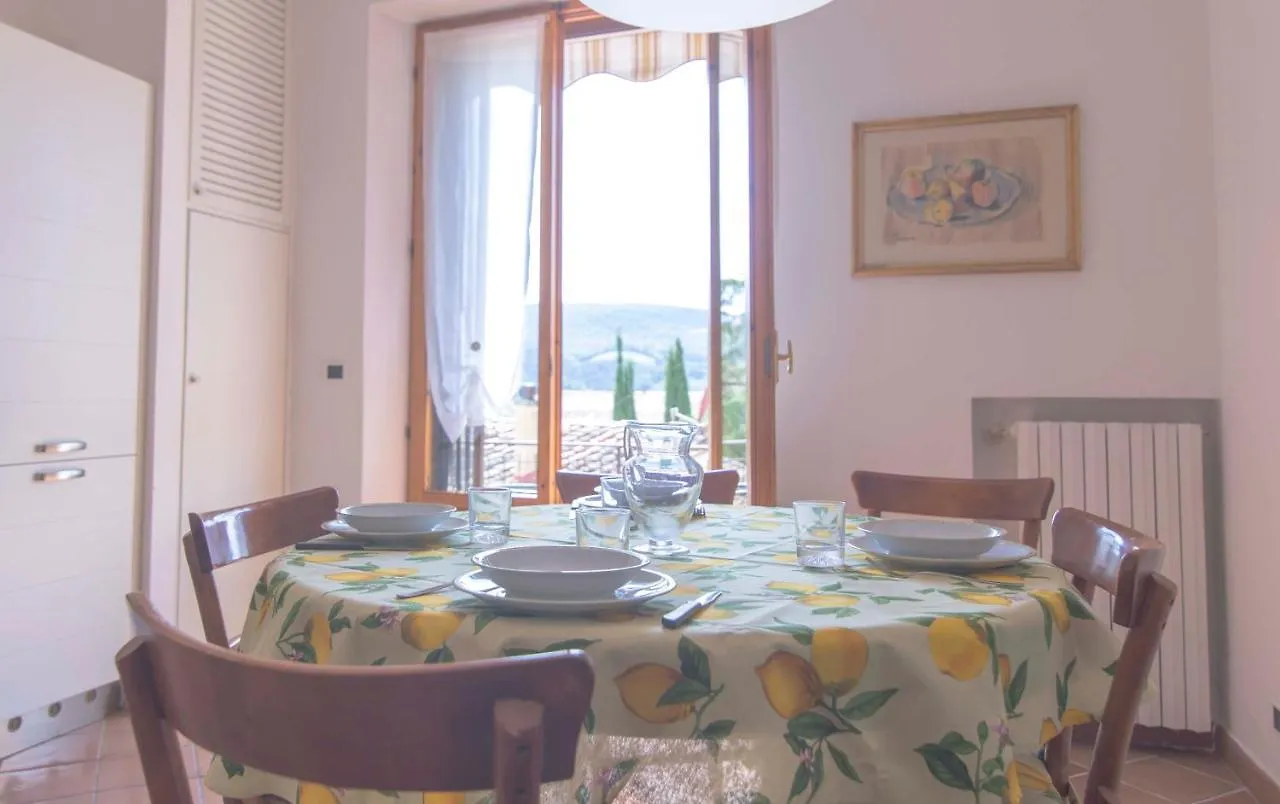 Appartamento Donella Con Parcheggio Privato サン・ジミニャーノ 0*,  イタリア